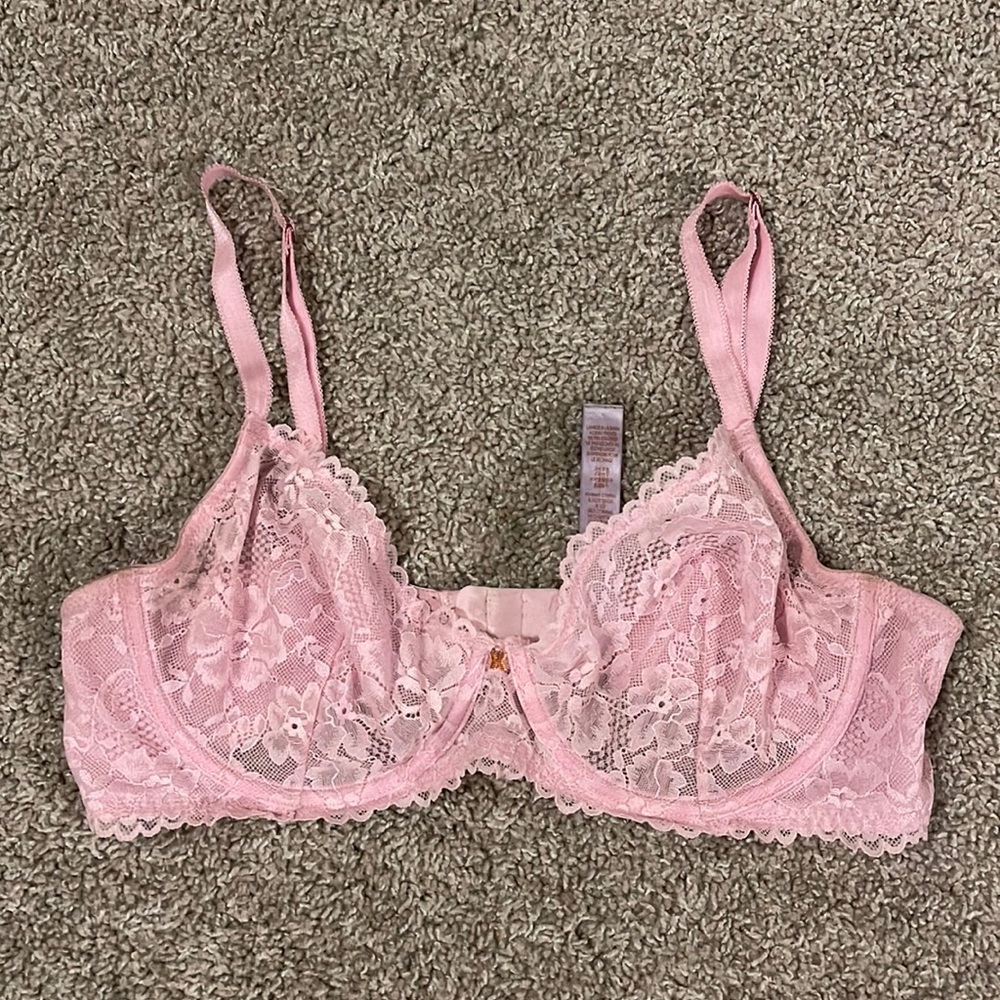Light Pink SAVAGE X FENTY BRA (USED)